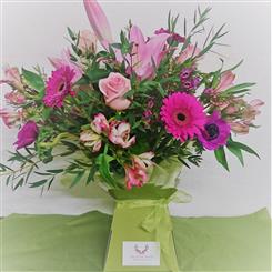 Classic Pink Bouquet 