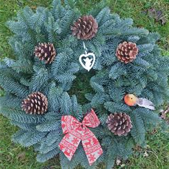 Standard Christmas Grave Wreath